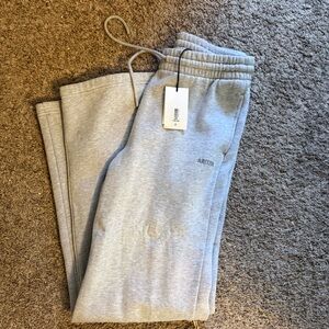 Aritzia Gray Sweatpants cozy fleece boyfriend wide leg size small TALL